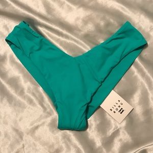 Sol Searcher Fiji Bikini Bottom